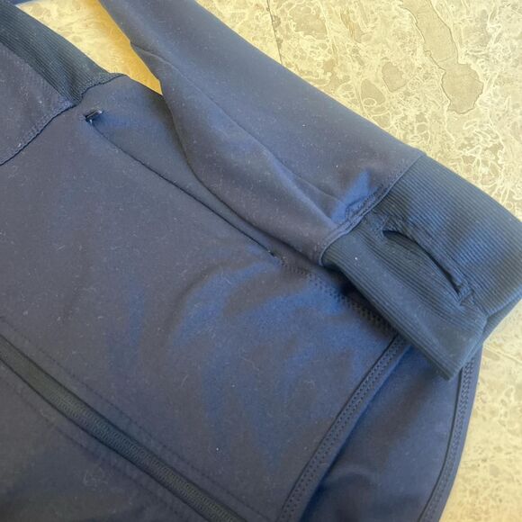 Champion Women's Navy and Blue Jacket - Picture 2 of 4